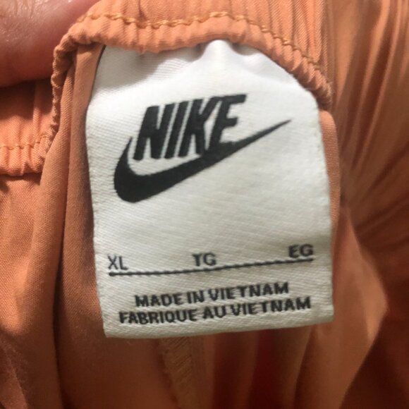 Nike Sportswear Collection Women’s Woven Trouser’s XL Pleats Snap Leg  Loose - Picture 10 of 10